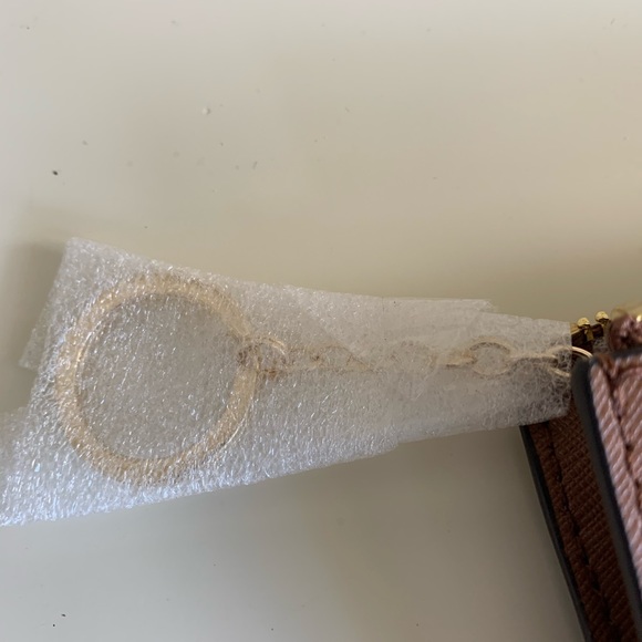 MICHAEL KORS JET SET TRAVEL COIN POUCH/KEYCHAIN - Picture 7 of 7